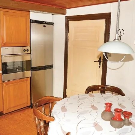 Three-bedroom Holiday In Logumkloster