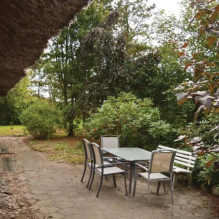 Three-bedroom Holiday In